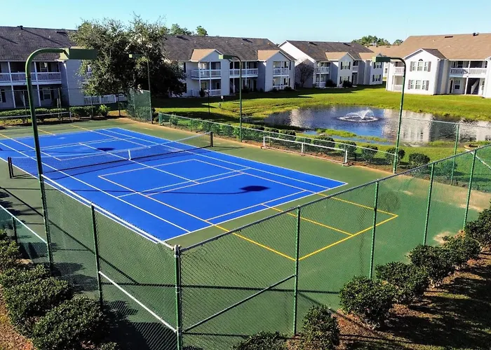 Holiday home 3b/2b W/ Pool & Tennis Court, Sleeps 6 *